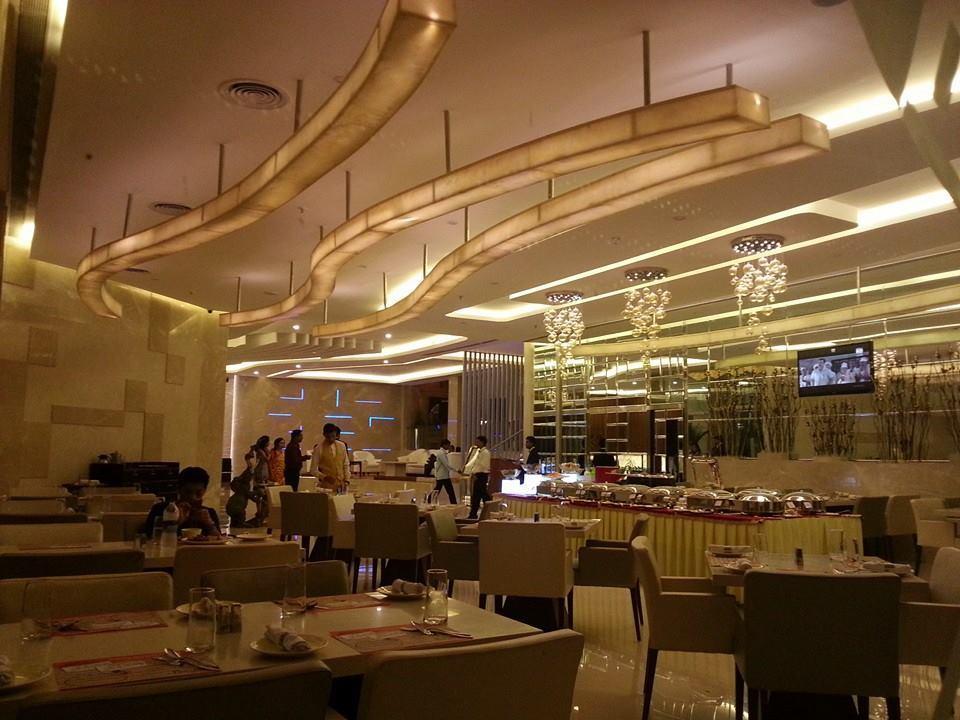 巴比伦国际酒店 Rāipur 外观 照片