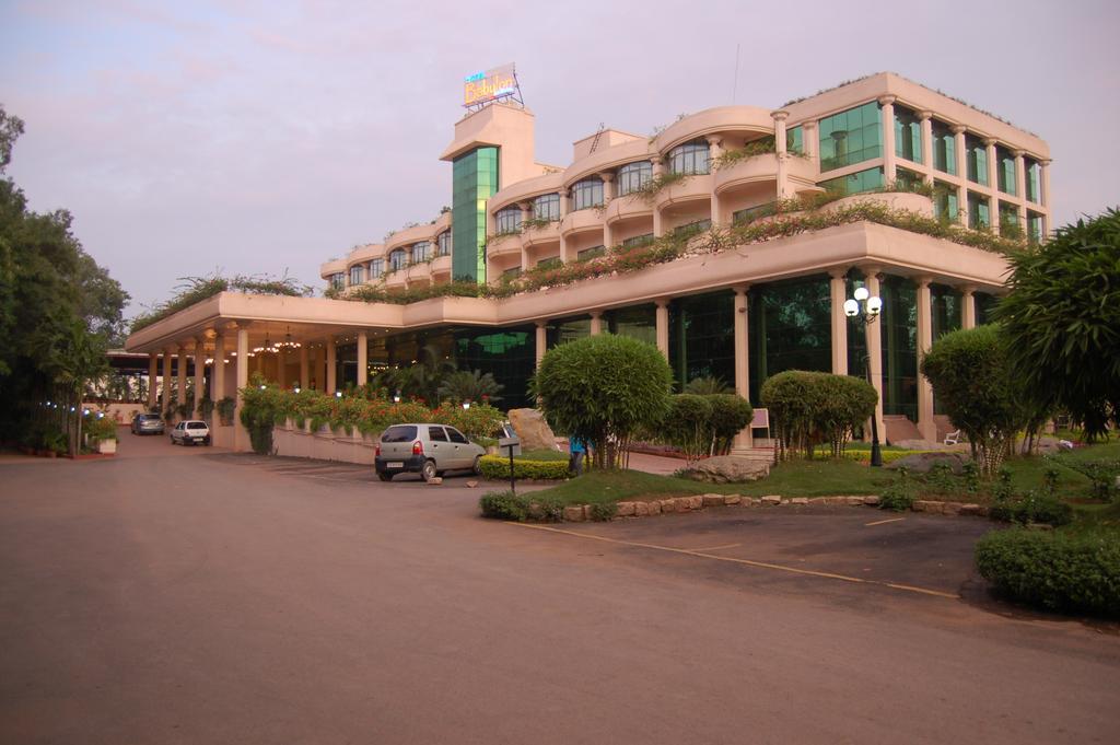 巴比伦国际酒店 Rāipur 外观 照片