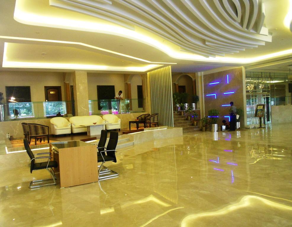 巴比伦国际酒店 Rāipur 外观 照片