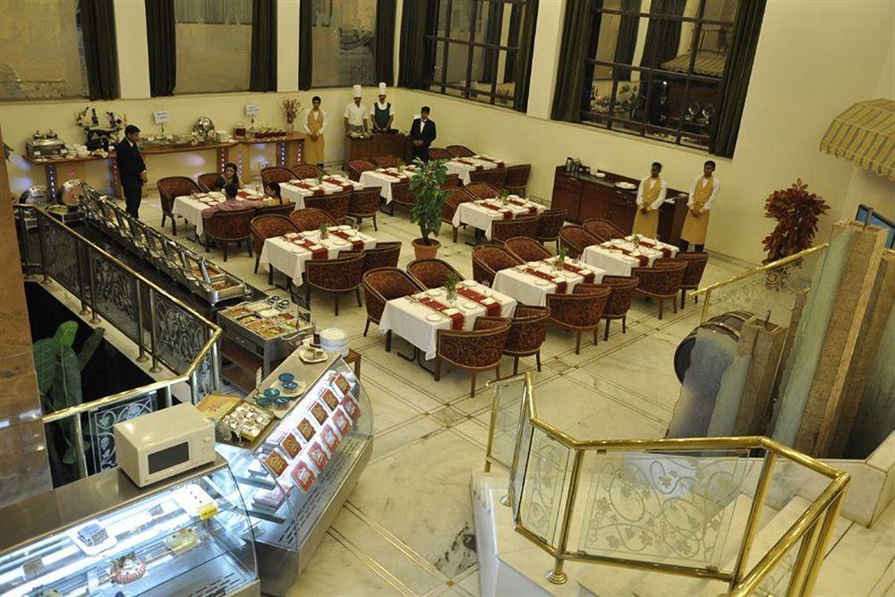 巴比伦国际酒店 Rāipur 外观 照片
