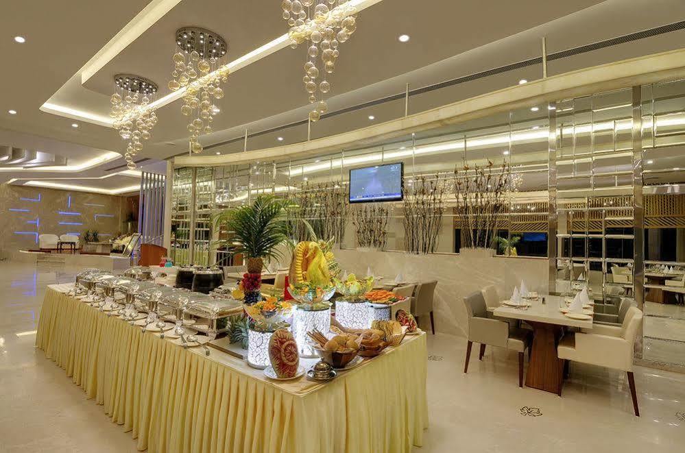 巴比伦国际酒店 Rāipur 外观 照片